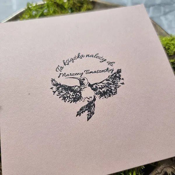 Pieczątka-ex-libris---koliber-zbliżenie-stemplownia