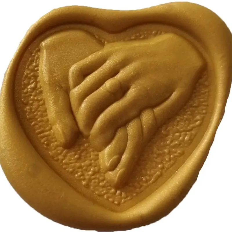 odbicia-lakowe---ręce-w-sercu-3d---stemplownia