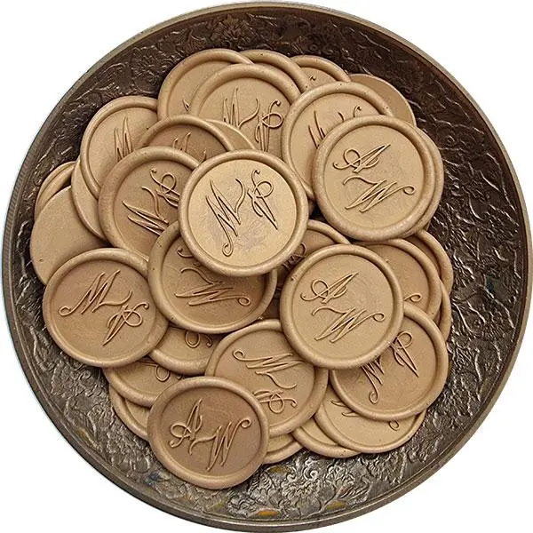 odbicia-lakowe-promocja---monogram-AW---złoty-piasek-64szt