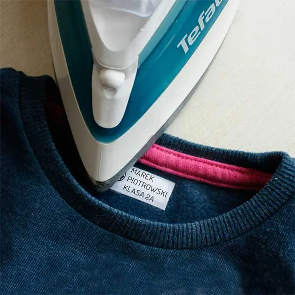 Pieczątka-do-odzieży---metka---mocowanie-na-taśmie