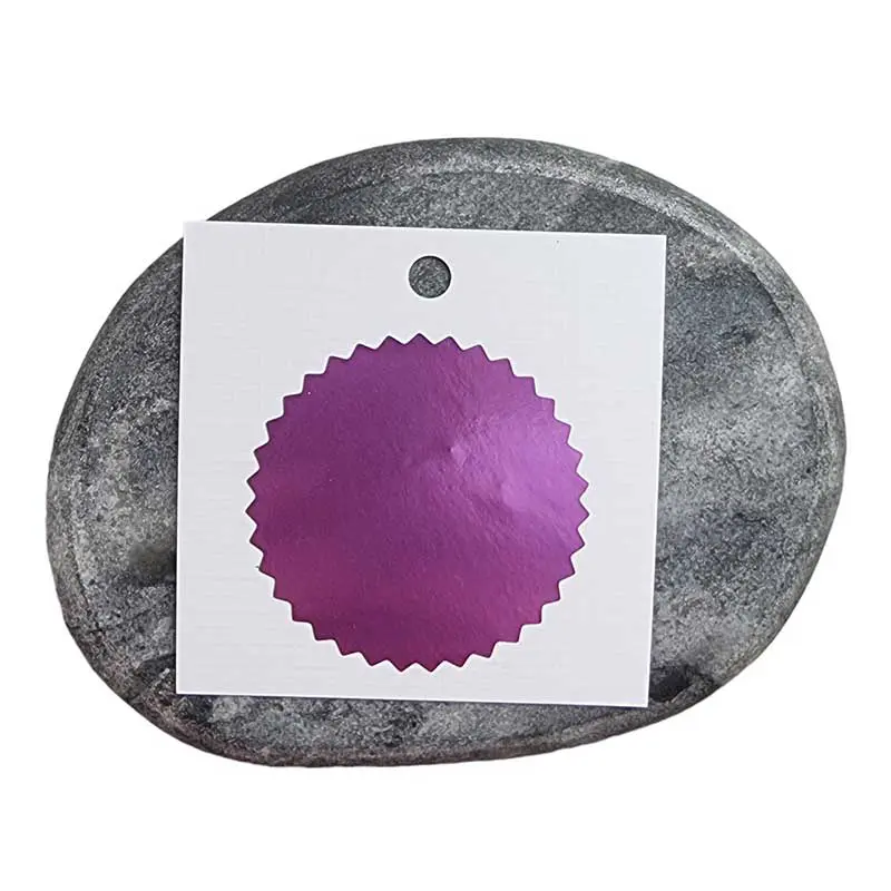 Elegancka naklejka do suchego stempla w intensywnym różowym kolorze z ząbkowanym brzegiem