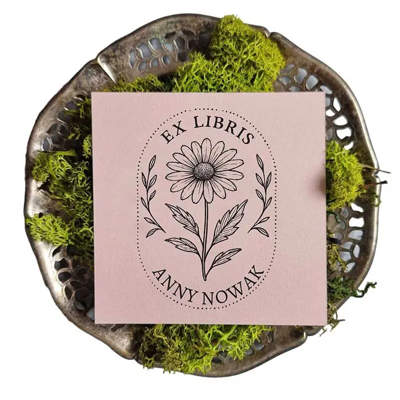 Ex libris ze stokrotką w owalnej ramce z opcją personalizacji