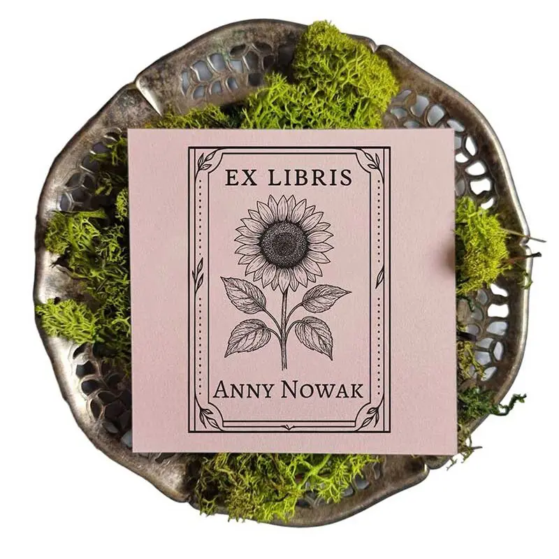 Ex libris ze słonecznikiem w ozdobnej ramce, z możliwością personalizacji