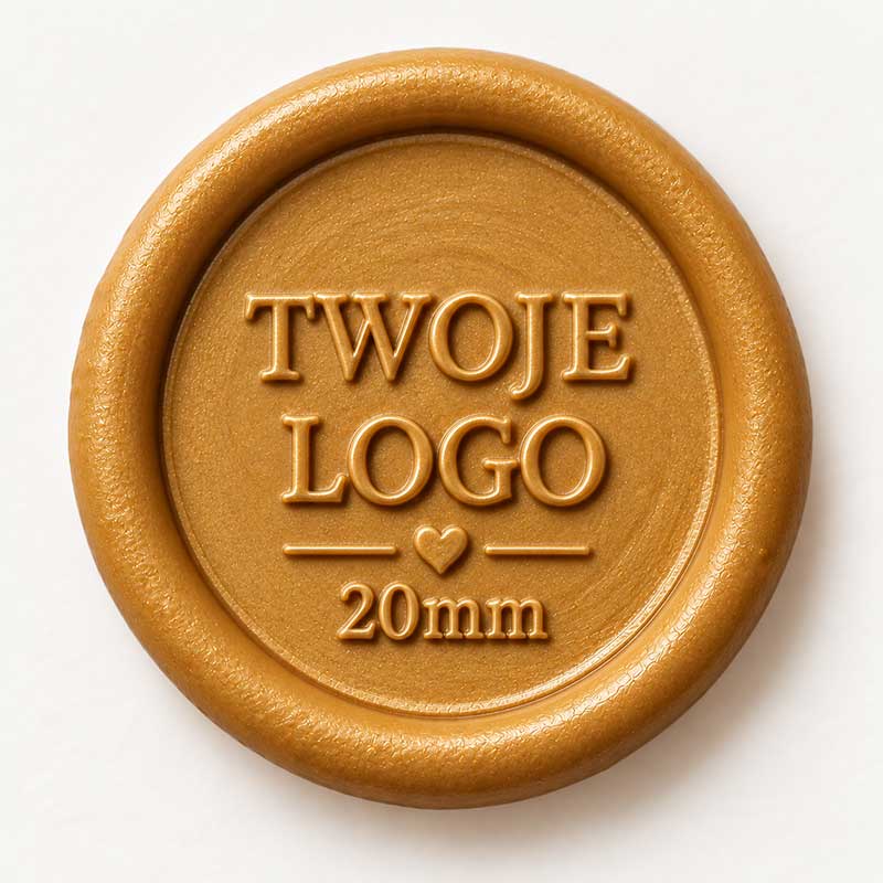 Złote odbicie lakowe o okrągłym kształcie, z wypukłym napisem „TWOJE LOGO”, dekoracyjnym serduszkiem oraz oznaczeniem 20 mm. Przykładowy wzór personalizowanych odbić lakowych z logo firmy, wykonywanych w pracowni Stemplownia.pl.